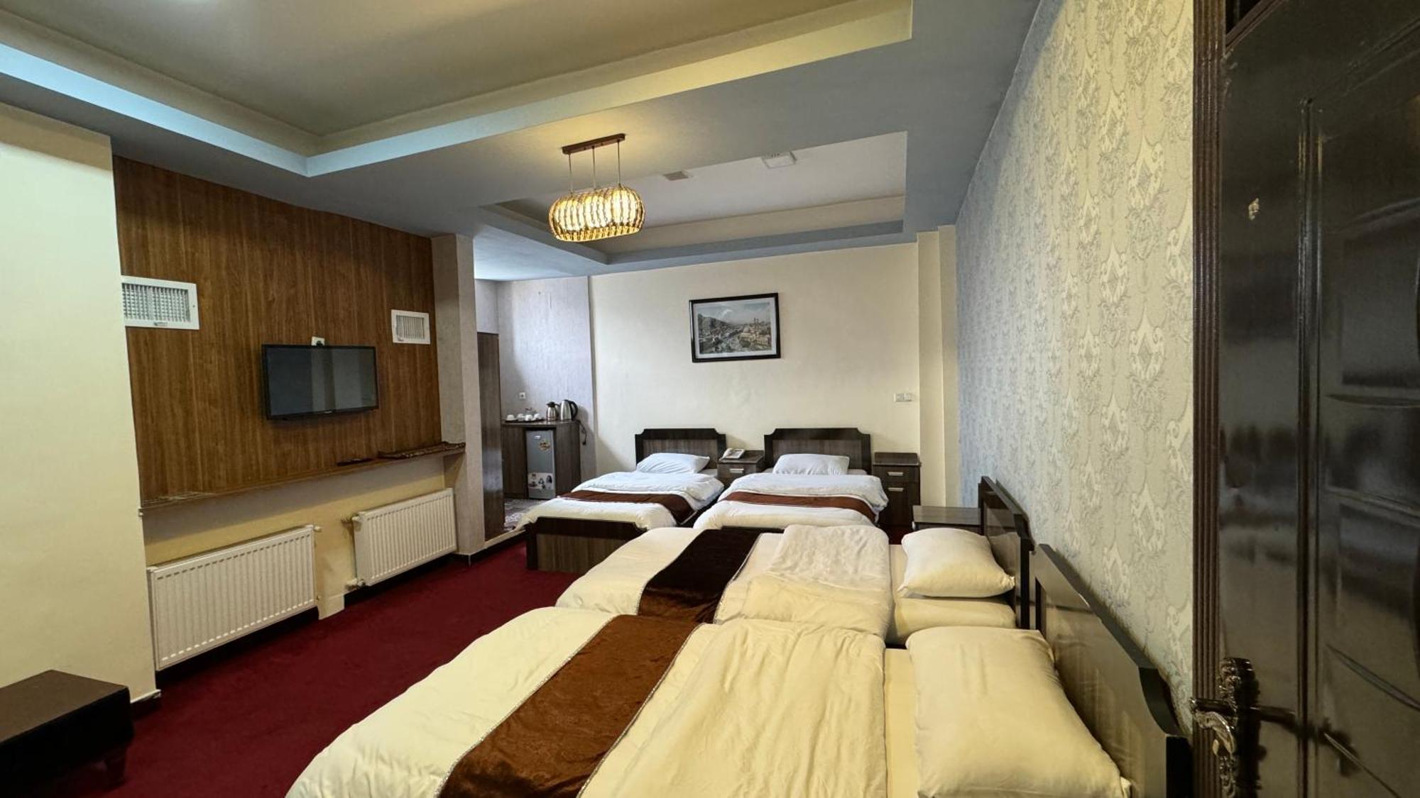 Khyber Hotel カーブル エクステリア 写真