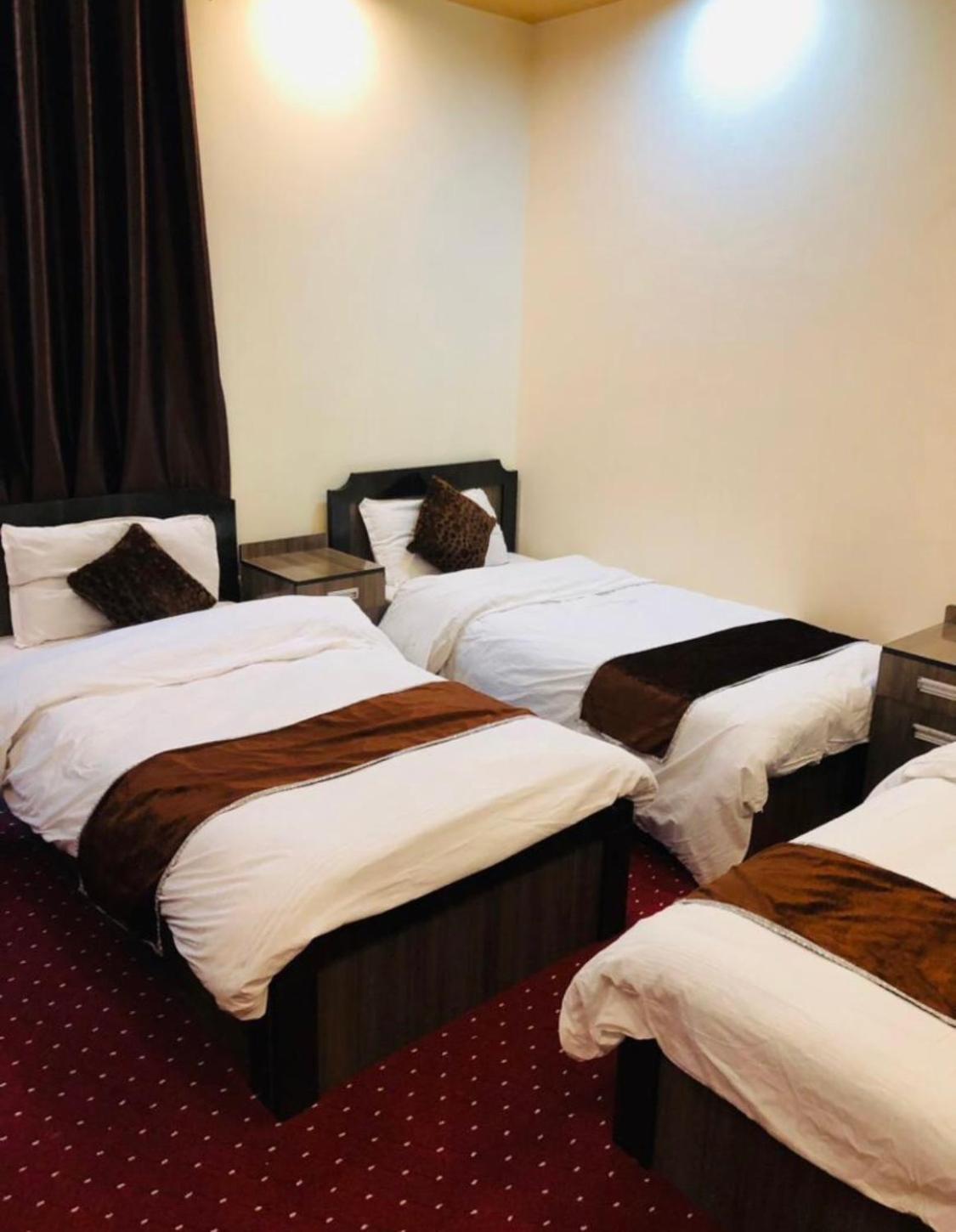 Khyber Hotel カーブル エクステリア 写真